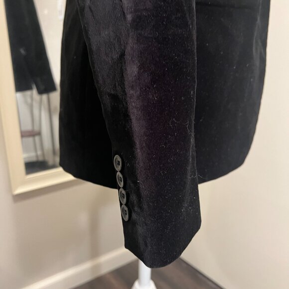 NWT Ann Taylor Black Velvet Single Button Jacket, SIze 4 - Picture 9 of 16